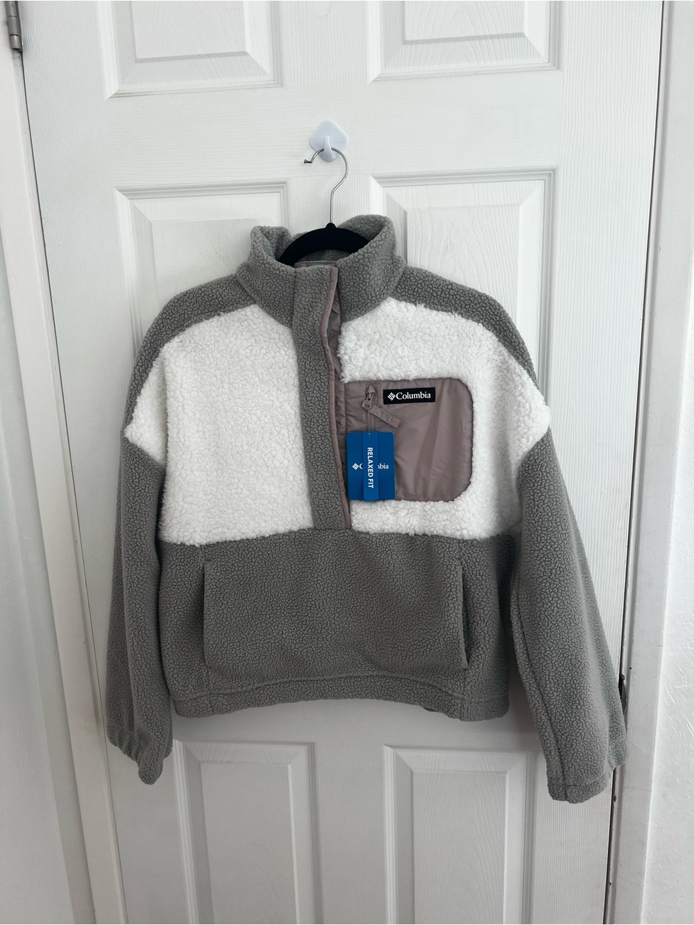 Columbia Grey and White Sherpa Pullover Jacket